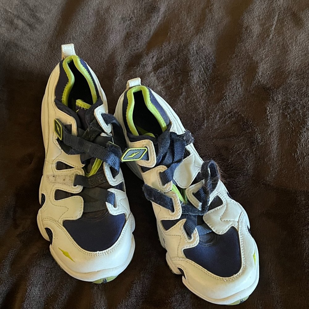 Avia Water Walking Shoes